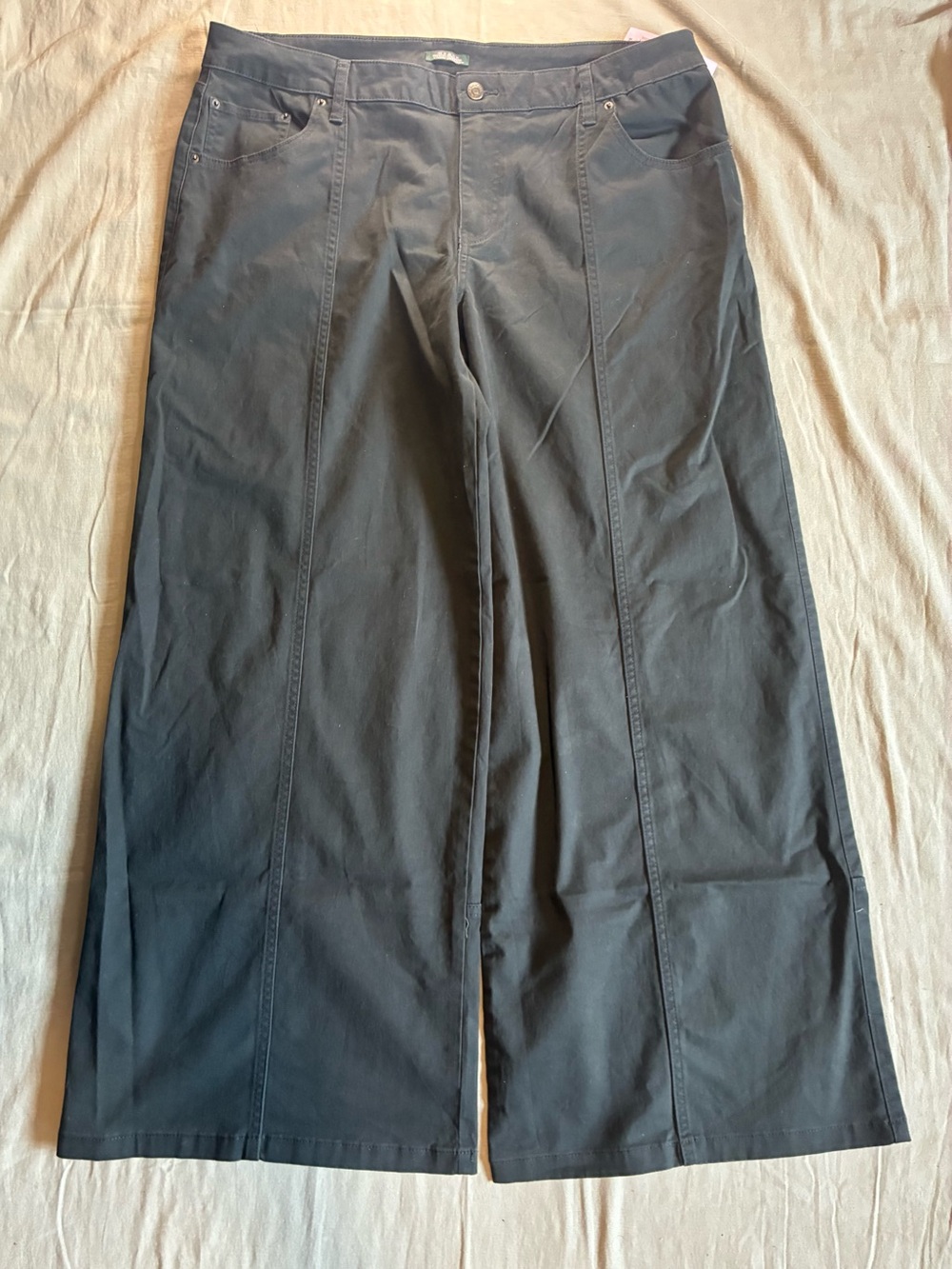 Wild Fable Womens Extra Large Black
Wide Leg Utility Pants